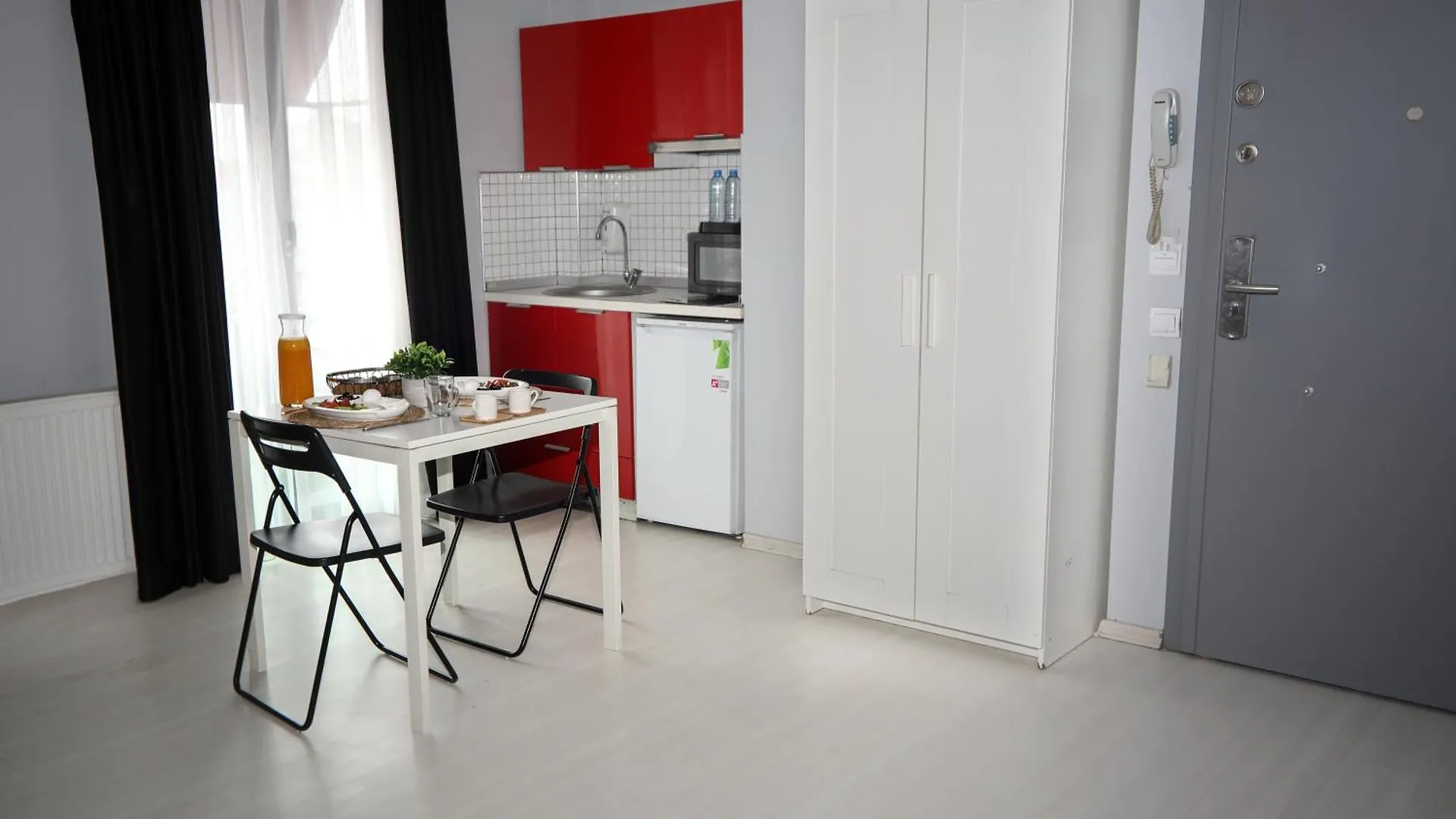 Arkem Deluxe 2*, Istanbul Turkey